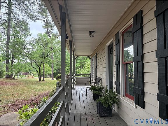 2nd image of 1291 Grapevine Rd