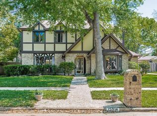 15914 Larkfield Dr, Houston, TX 77059