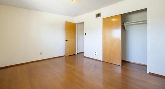 5th image of 647 W California Ave