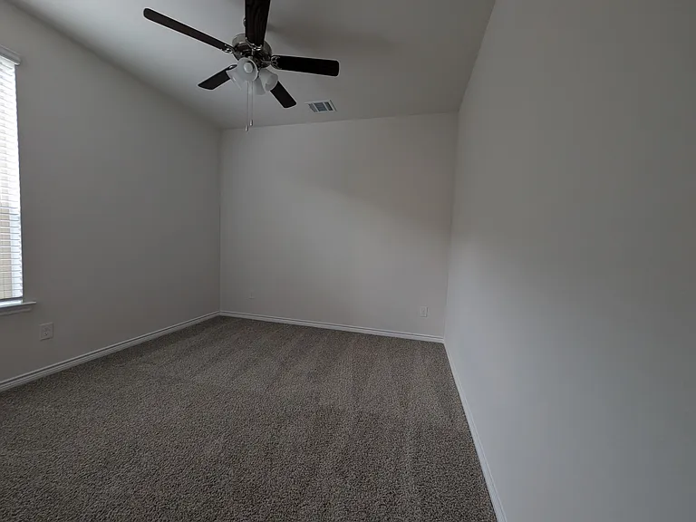 2112 Eugene St — Photo 10