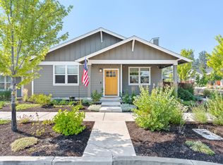 20771 SE Hollis Ln, Bend, OR 97702