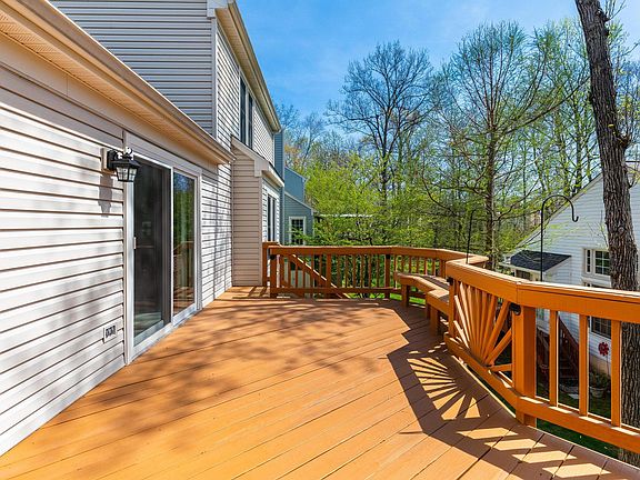 3rd image of 14805 Hartlaub Ct