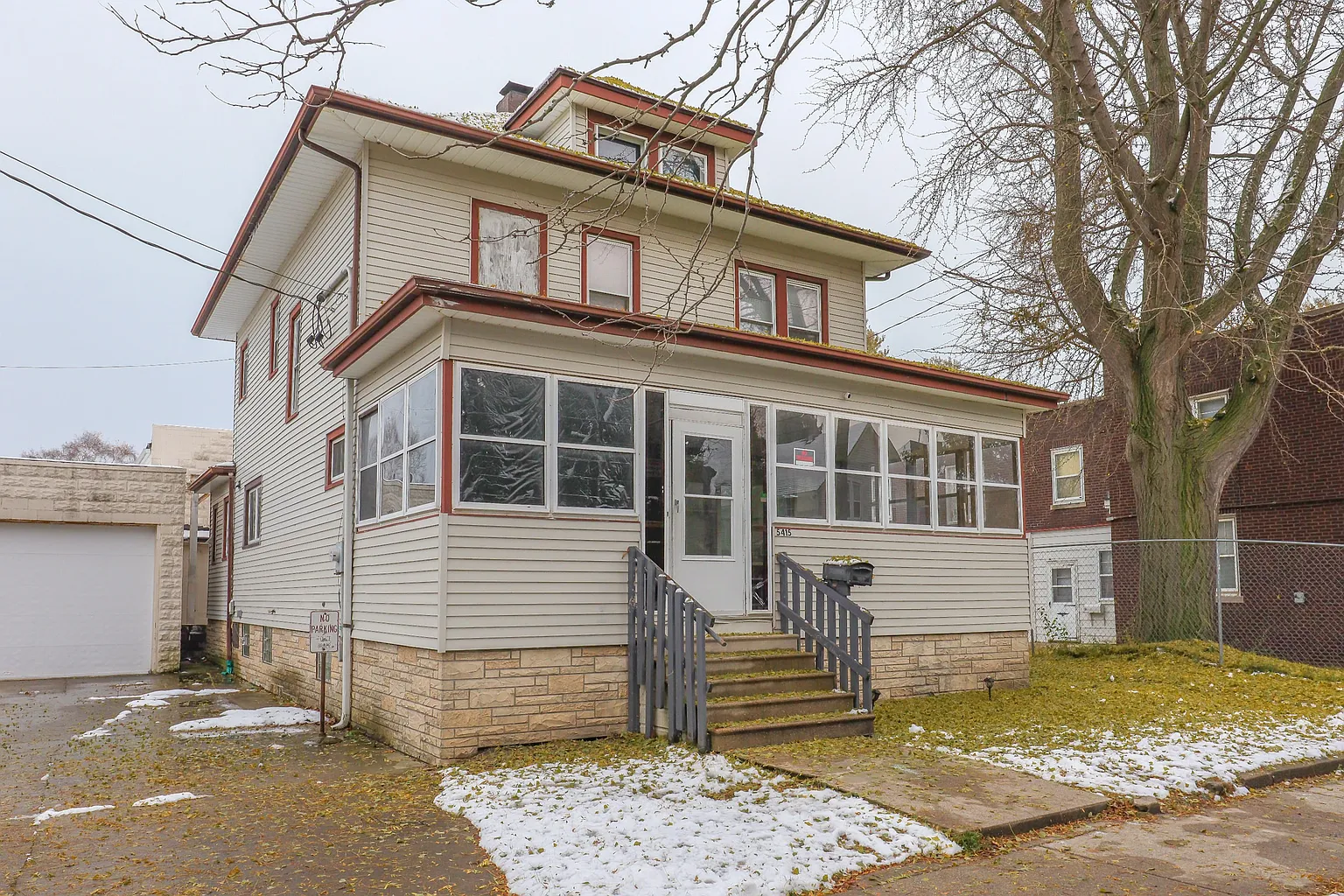 5415 16th Ave photo 1