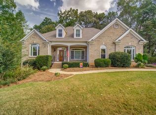 408 Lovinggood Landing Dr, Woodstock, GA 30189