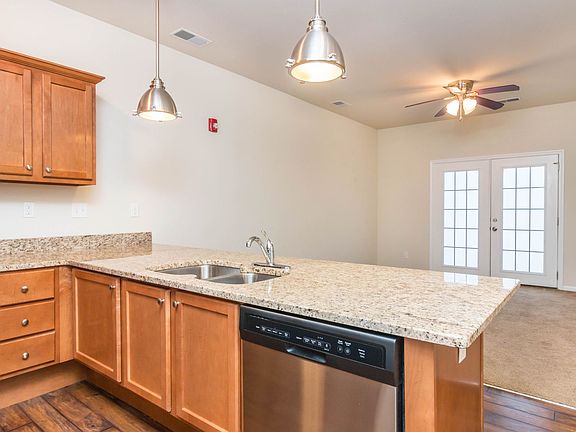 4th image of 2525 Bellerive Dr #48