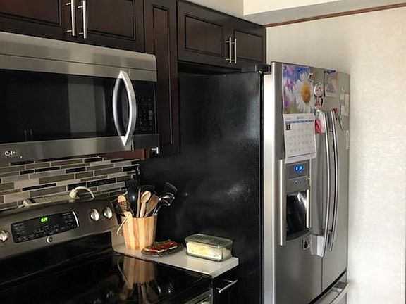 2nd image of 2204 Dorchester Ct