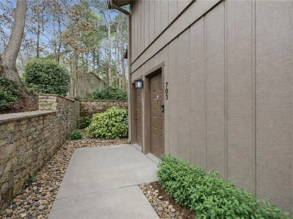 703 Cumberland Ct SE, Smyrna, GA 30080