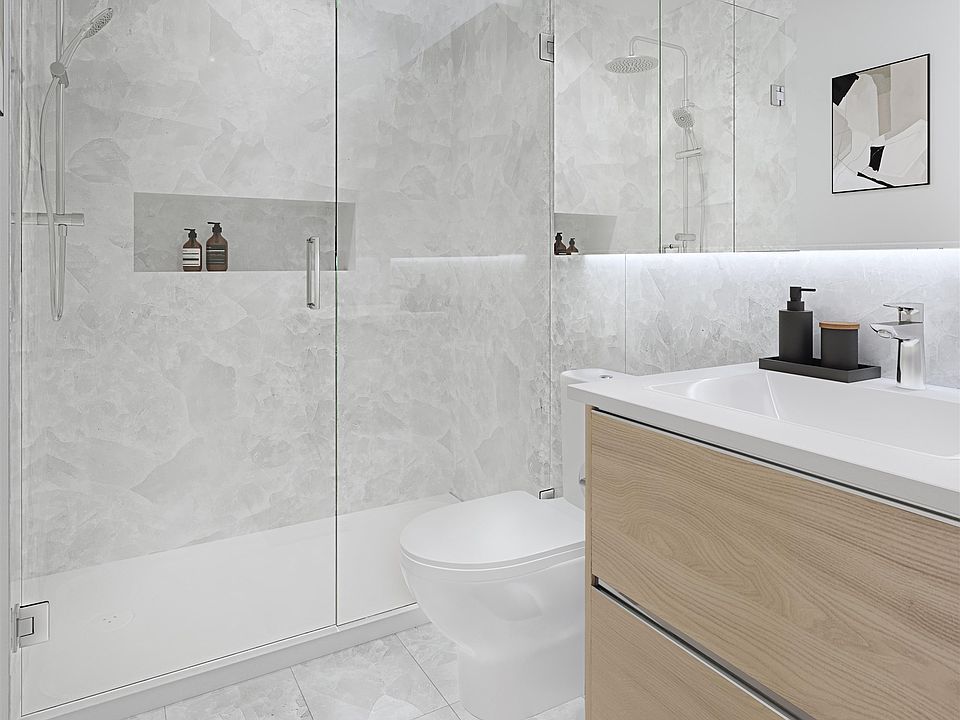 2nd image of 788 W 39th Ave #206