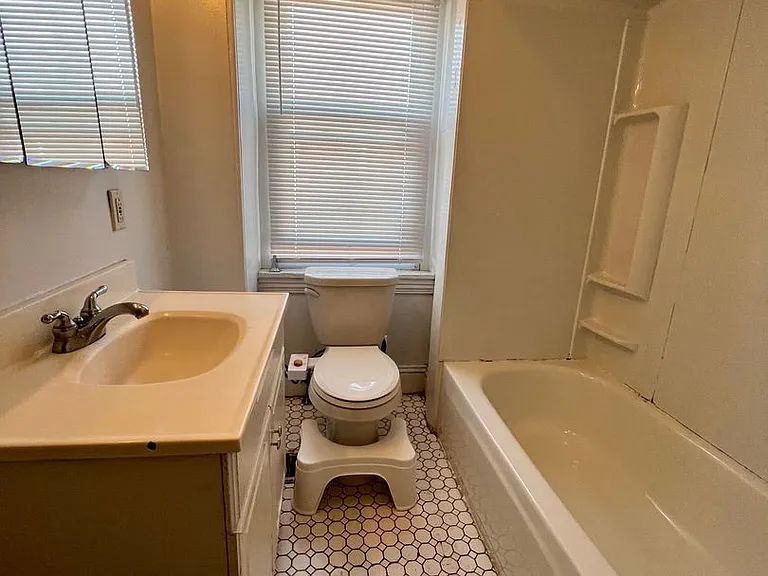 Powelton Ave 4007 — Photo 11