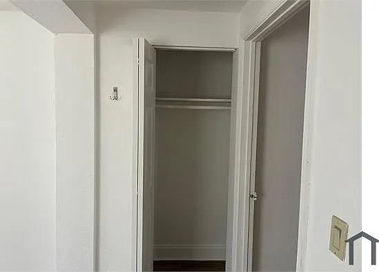 2 bed, 1000 sqft, $2,550 — Photo 4