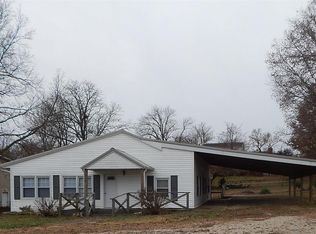 724 W Buckley St, Park Hills, MO 63601