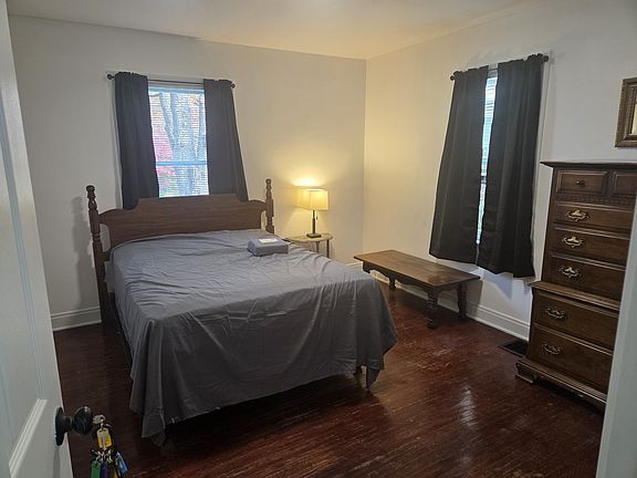 2nd image of 465 N Randolph Ave