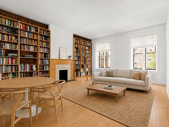 2nd image of 135 Hicks St APT 2A