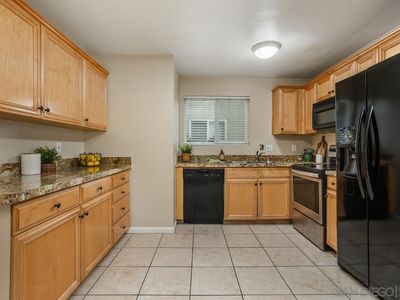 2528 White Oak Pl UNIT 3, Escondido, CA, 92027
