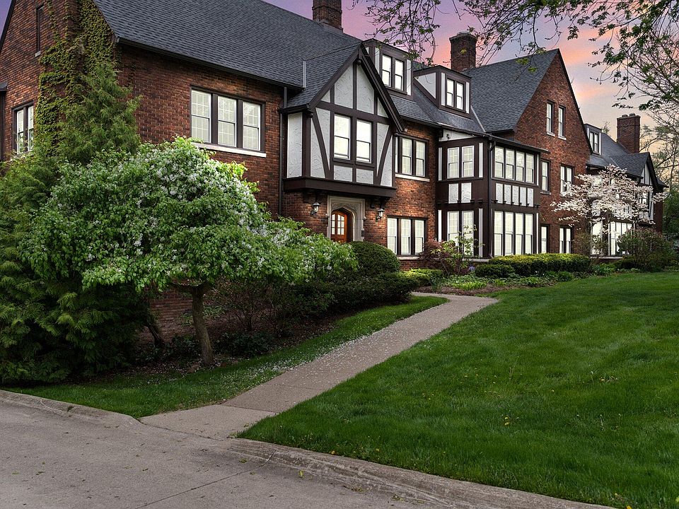 1st image of 2220 Washtenaw Ave #F