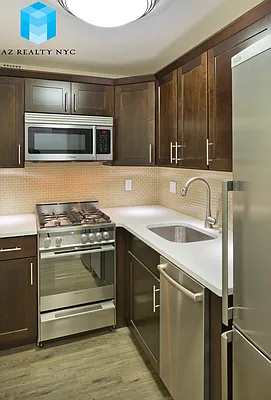 Rented by FirstService Realty (legacy) | media 15