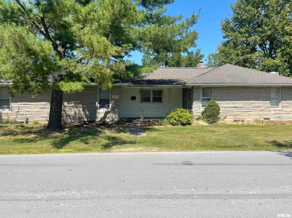 2002 W Cherry St, Marion, IL 62959