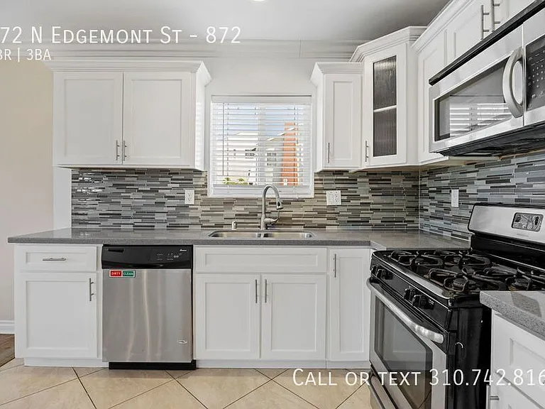 872 N Edgemont St #872 — Photo 3