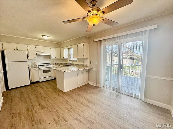 4th image of 517 Anita Dr