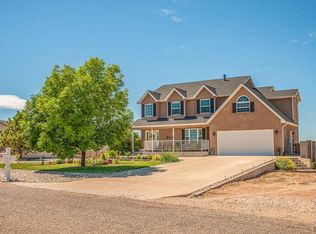 492 W Winterhaven Dr, Pueblo West, CO 81007