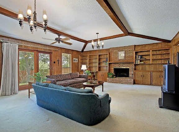 2nd image of 9615 Mossridge Dr