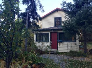 528 Coastal Pl, Anchorage, AK 99501