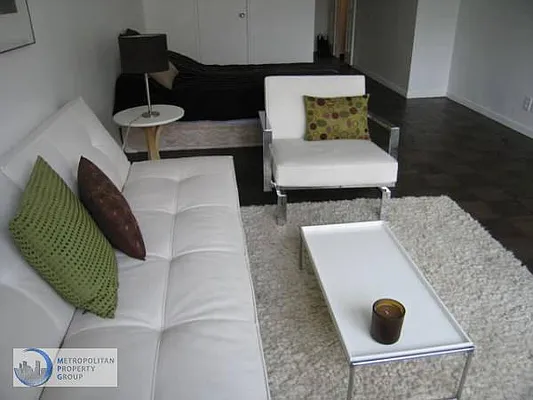 Rented by Metropolitan Property Group | media 5