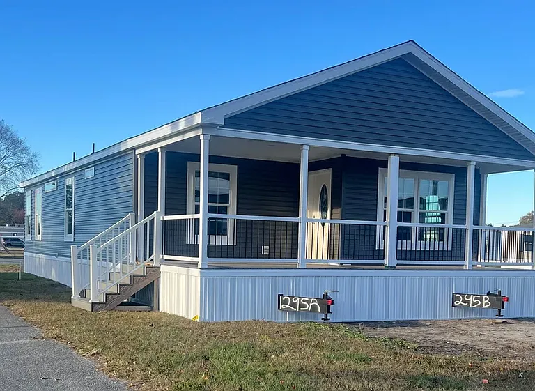 219 Alonzo St — Photo 1