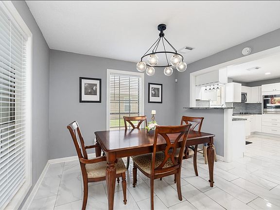 4th image of 11714 Fallwood Dr