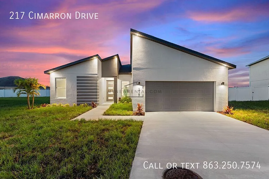 Brand New Home! Modern, Energy Efficient Home With All Of The Upgrades! — Photo 2