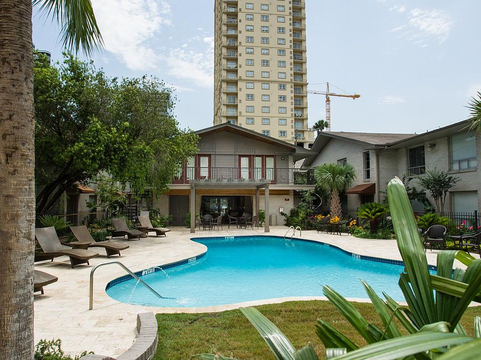 A Relaxing Oasis featuring an invigorating Salt water Pool i