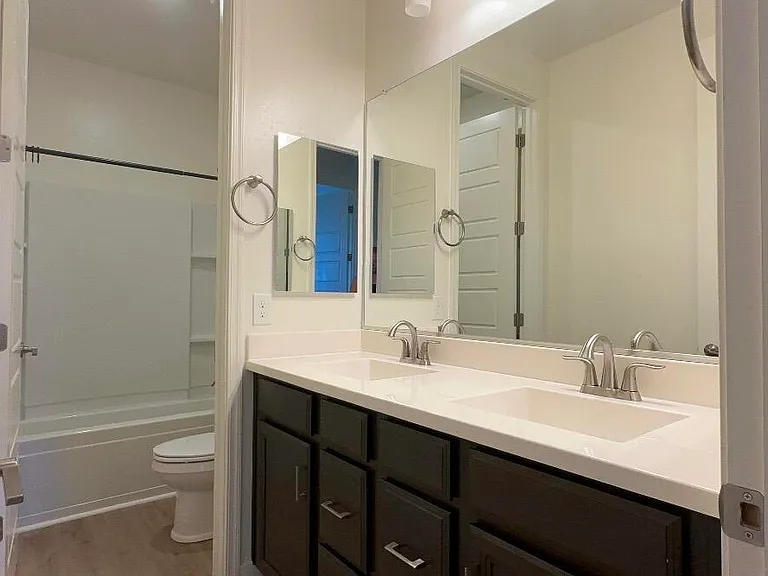 10101 E Texas Ave — Photo 14