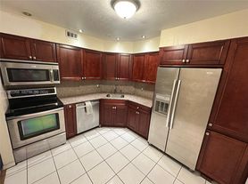 3360 Spanish Moss Ter