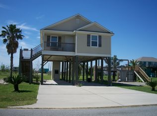 1098 Canal W, Crystal Beach, TX 77650