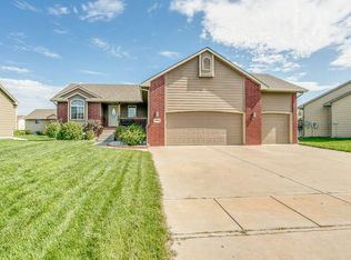 3590 N Forest Ridge St, Wichita, KS 67205