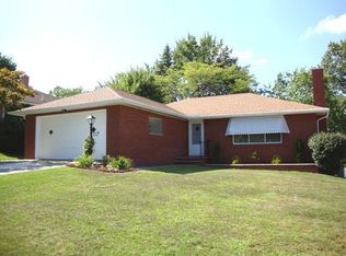 5536 Briarcliff Dr, Garfield Heights, OH