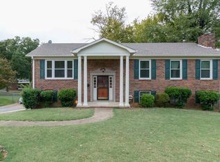 233 Ayers Dr, Jackson, TN 38301