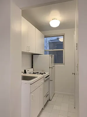 Rented by Compass | media 26