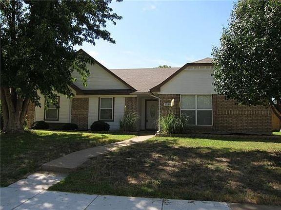 2nd image of 1538 Mayflower Dr