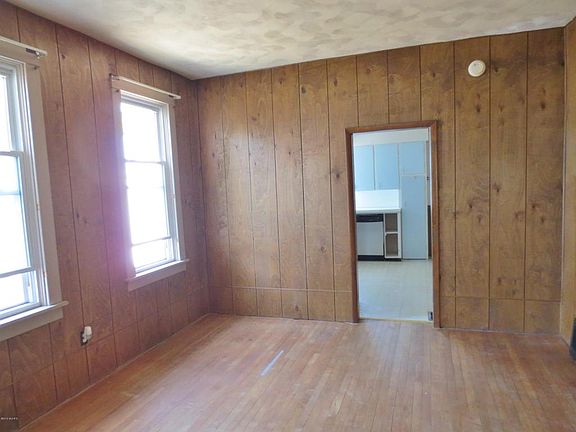 4th image of 1407 Columbus Ave