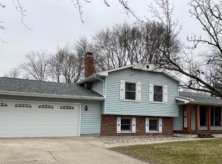 377 Henry Dr, Knox, IN 46534