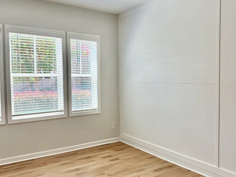 860 Sunset Park Dr — Photo 29
