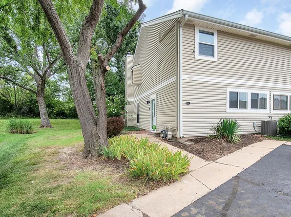 16 Chisholm Creek St, Wichita, KS 67220