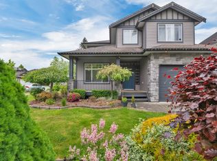 2990 Whistle Dr, Abbotsford, BC V4X2R8