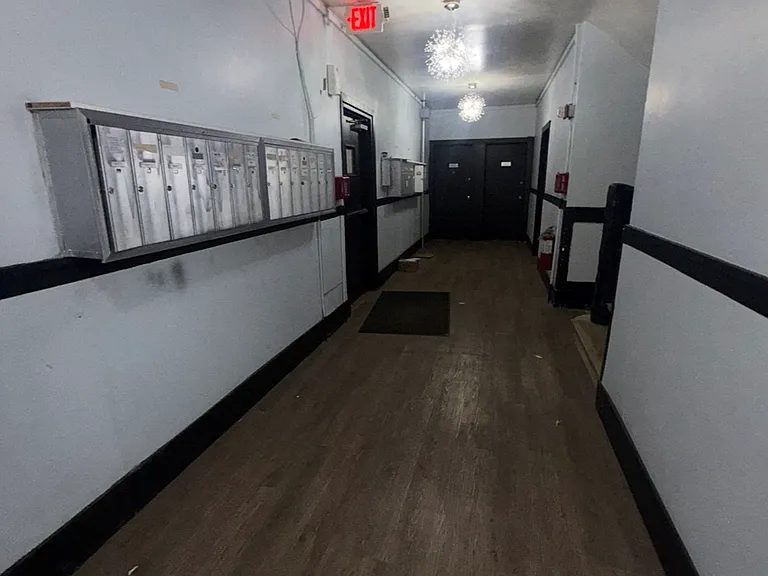 55 Lincoln St #104 — Photo 7