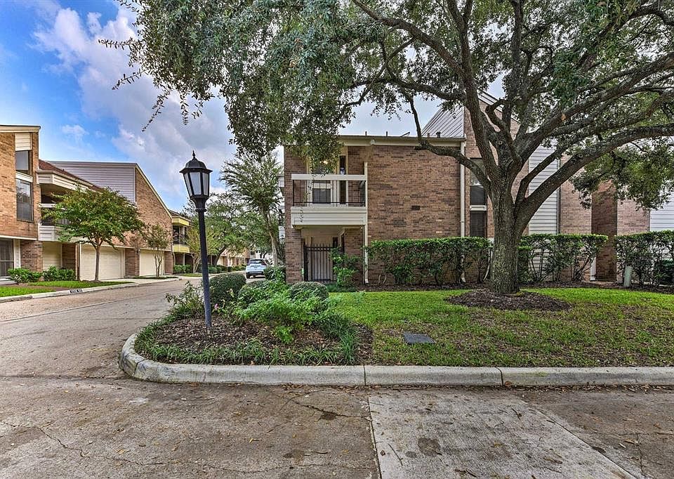 1st image of 4728 Post Oak Timber Dr #6/54