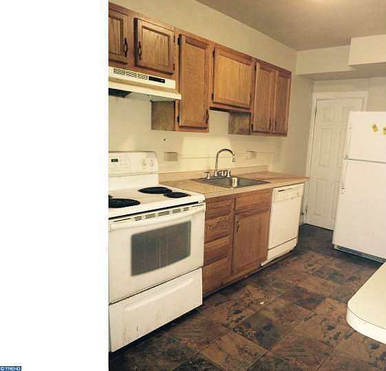 2nd image of 603 W 27th St