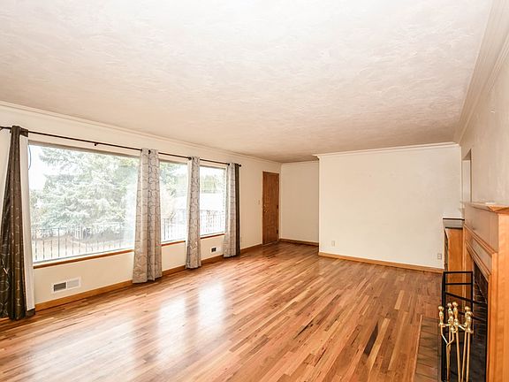 5th image of 645 9th St