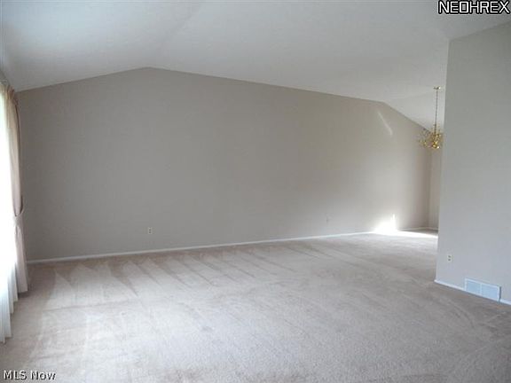 4th image of 20775 Sandalwood Ln