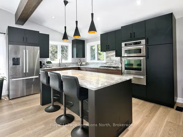 194 Montgomery St, Meaford, ON N4L 1C4